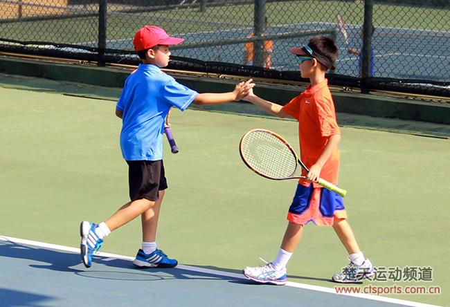 幼儿网球学习分段要点